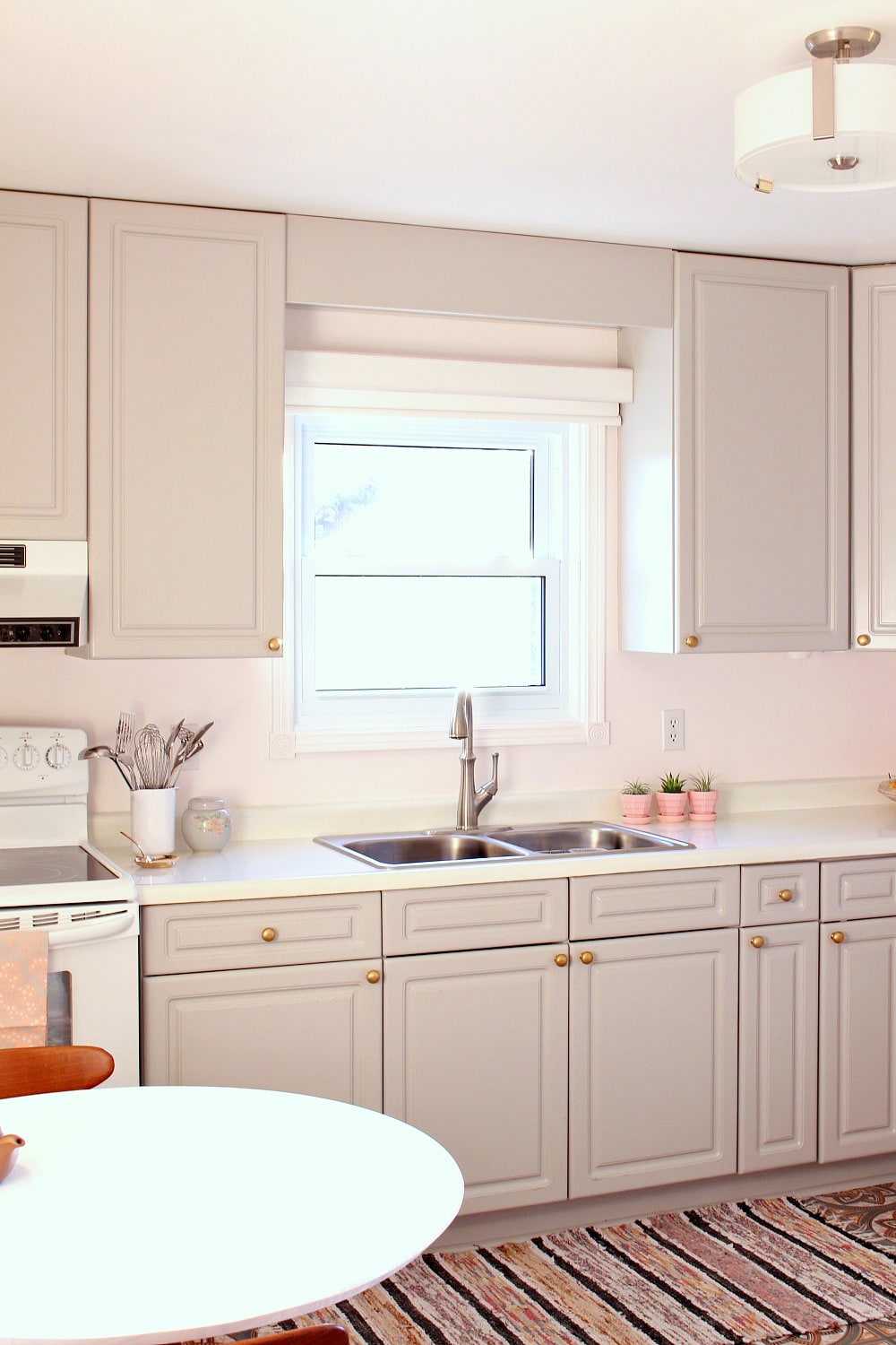 20+ Budget Friendly Renovation Ideas and Hacks