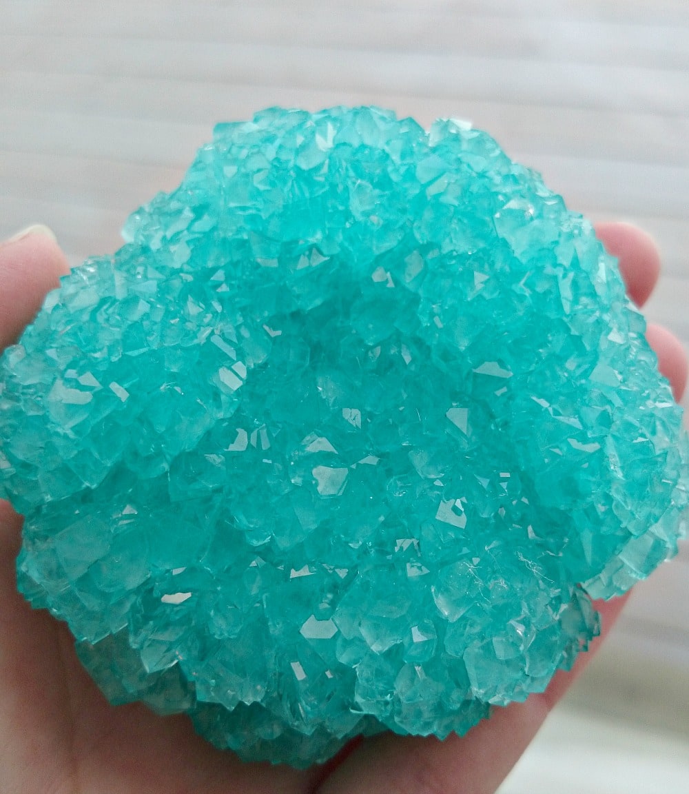 DIY Borax Crystals: How to Grow HUGE Borax Crystals