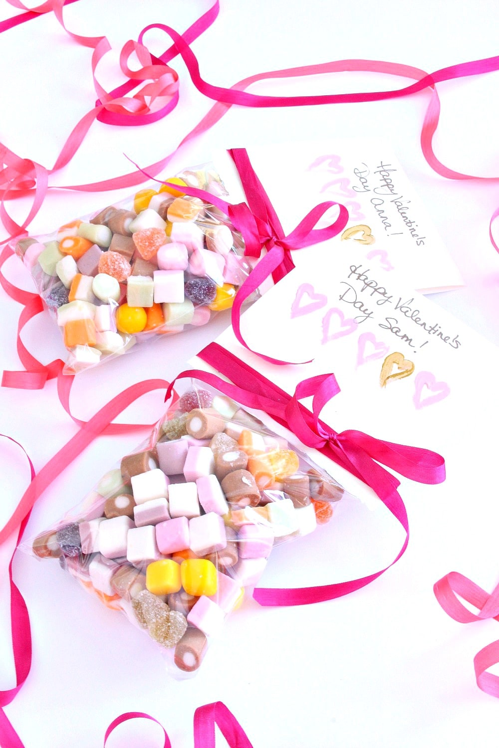 DIY Valentine’s Day Treat Bag + Card Combo