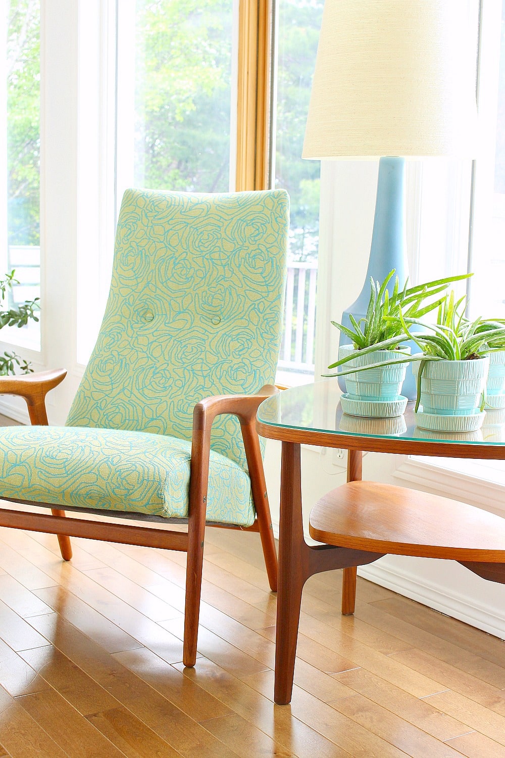 Mid-Century Teak Chair Makeover
