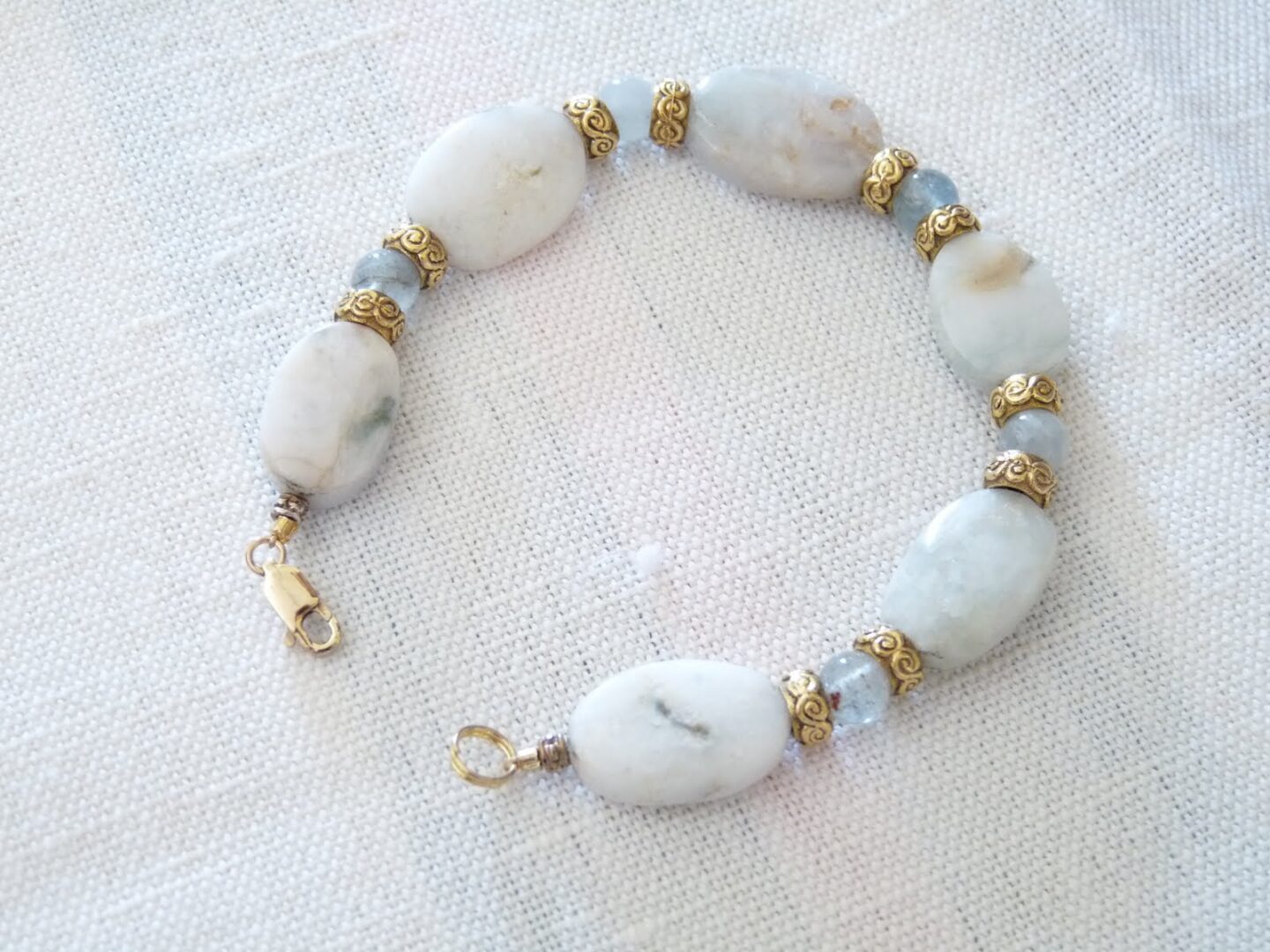 HOW TO STRING BEADS