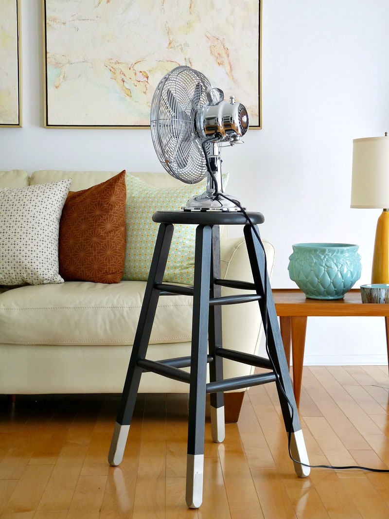 DIPPED LEG FURNITURE MAKEOVER