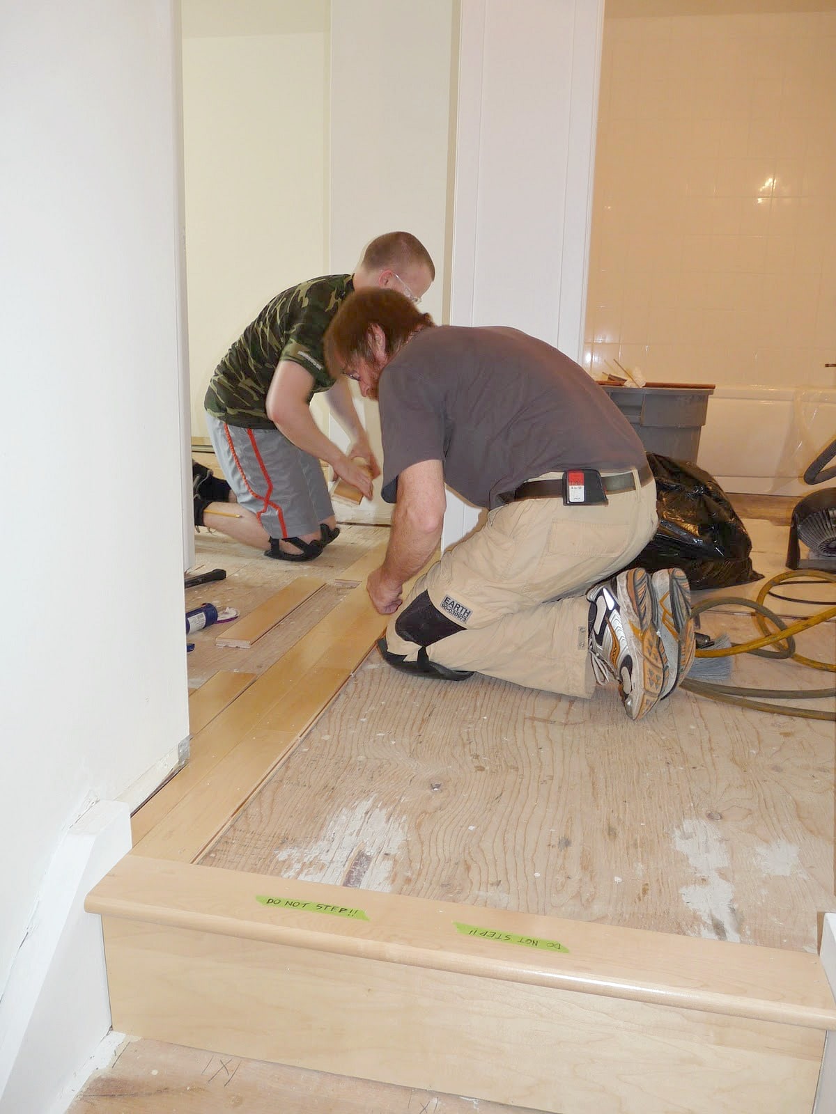 HARDWOOD FLOORING TIPS