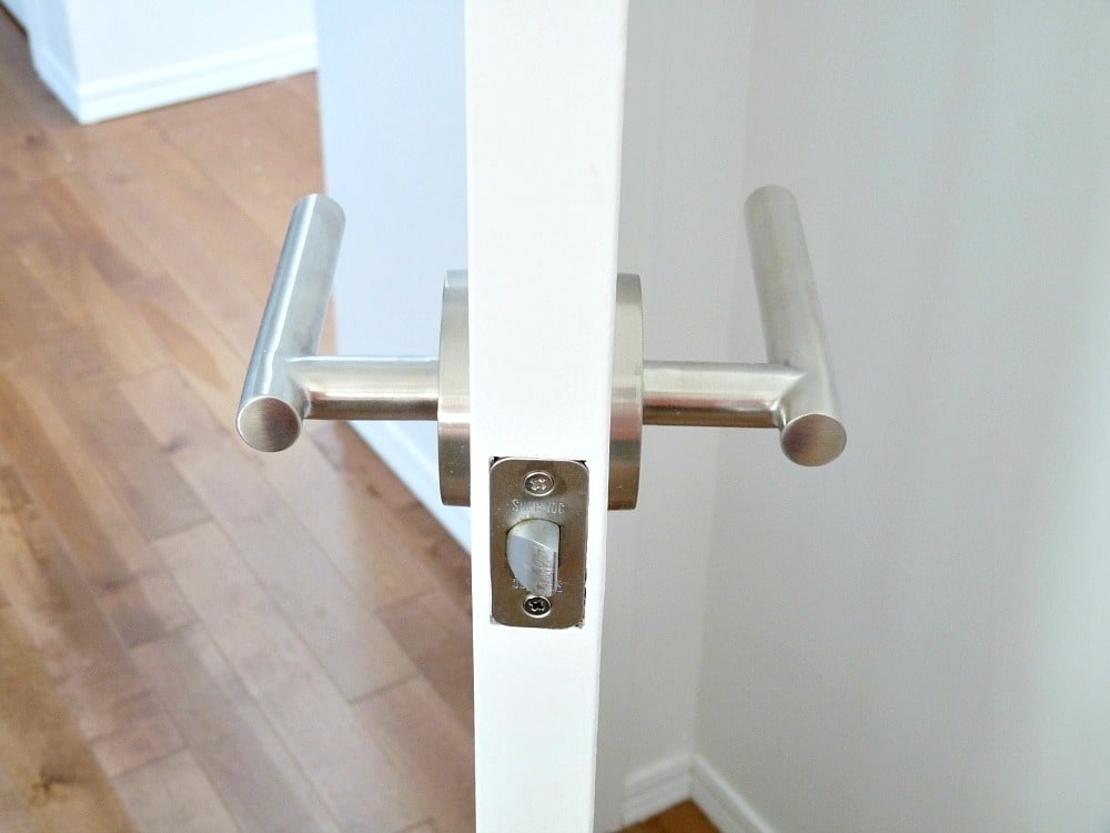 NEW MODERN LEVERS