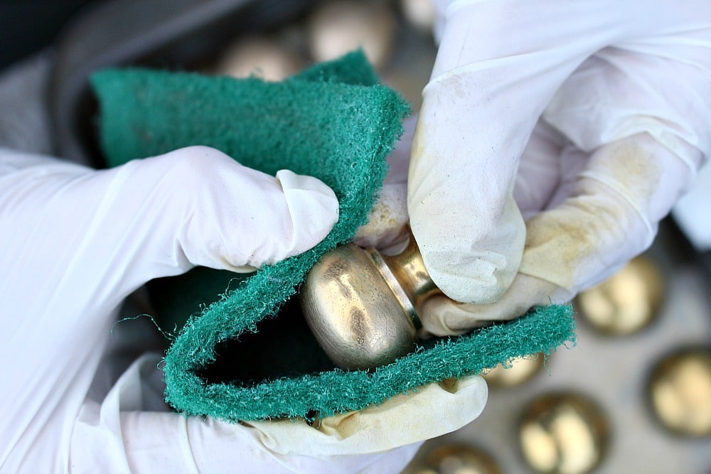 HOW TO REFINISH BRASS HARDWARE