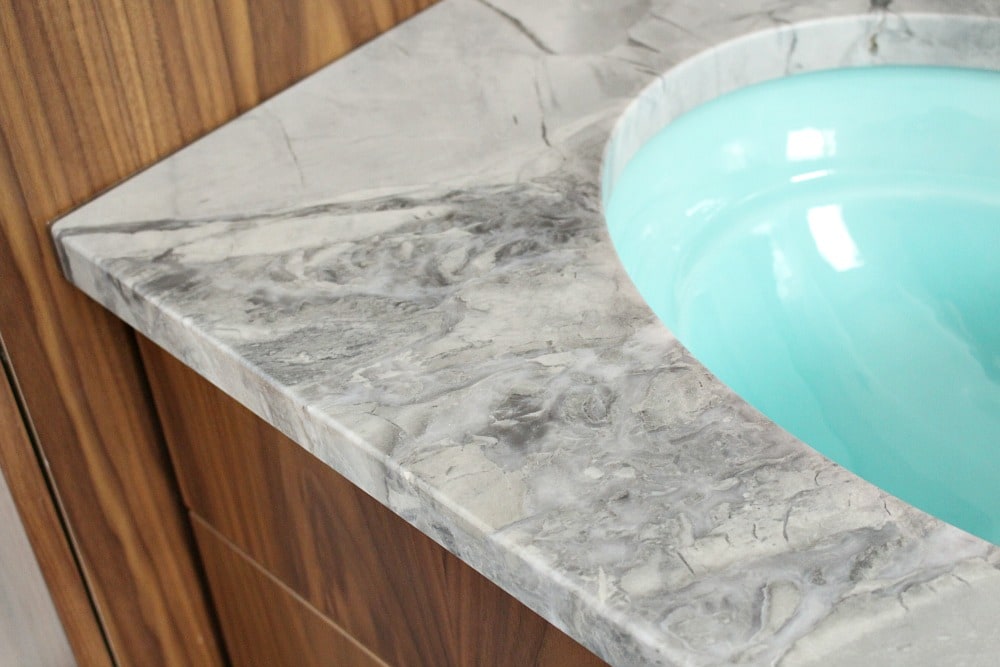 QUARTZITE COUNTERS