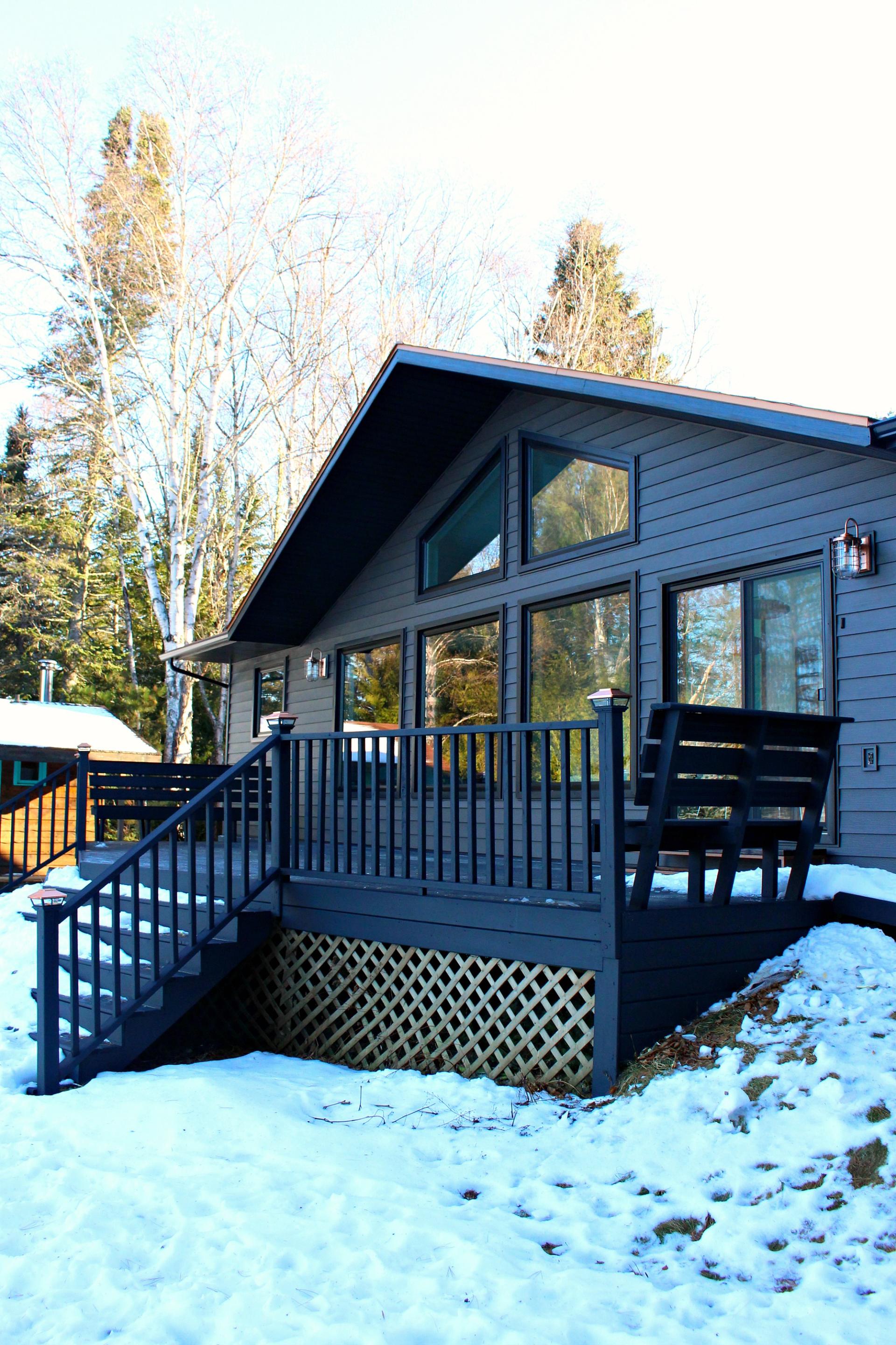 Dark Grey Metal Siding | Siding That Sparkles!