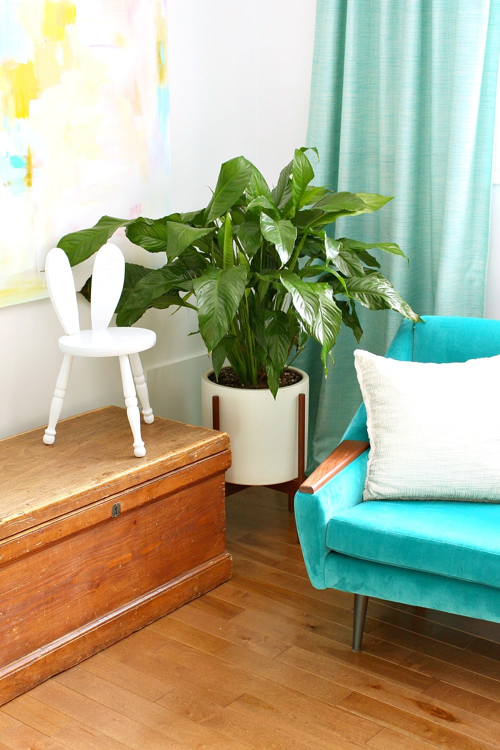 BUNNY STOOL FURNITURE HACK FOR EASTER