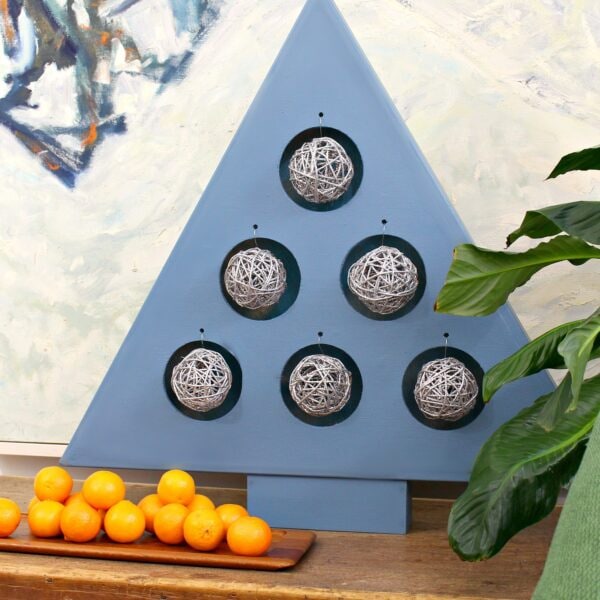 PLYWOOD CHRISTMAS TREE ALTERNATIVE