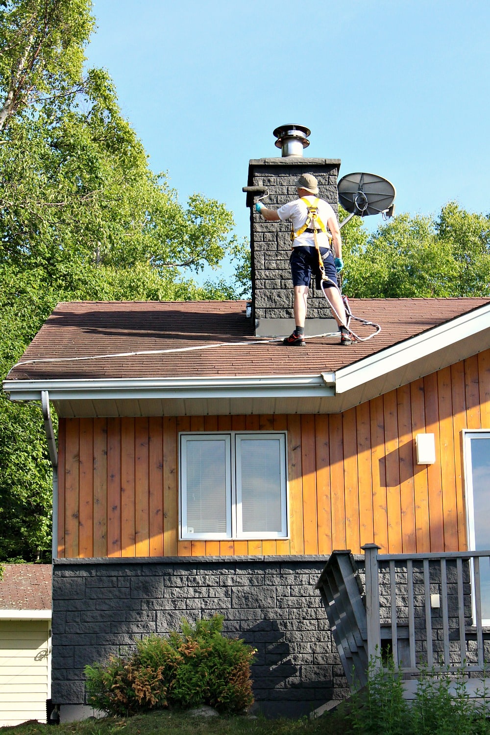 HOW TO PAINT STONE HOUSE EXTERIOR
