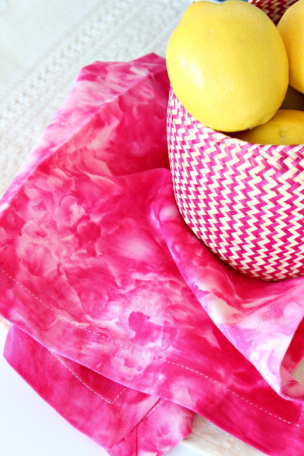 DIY ICE DYED NAPKINS