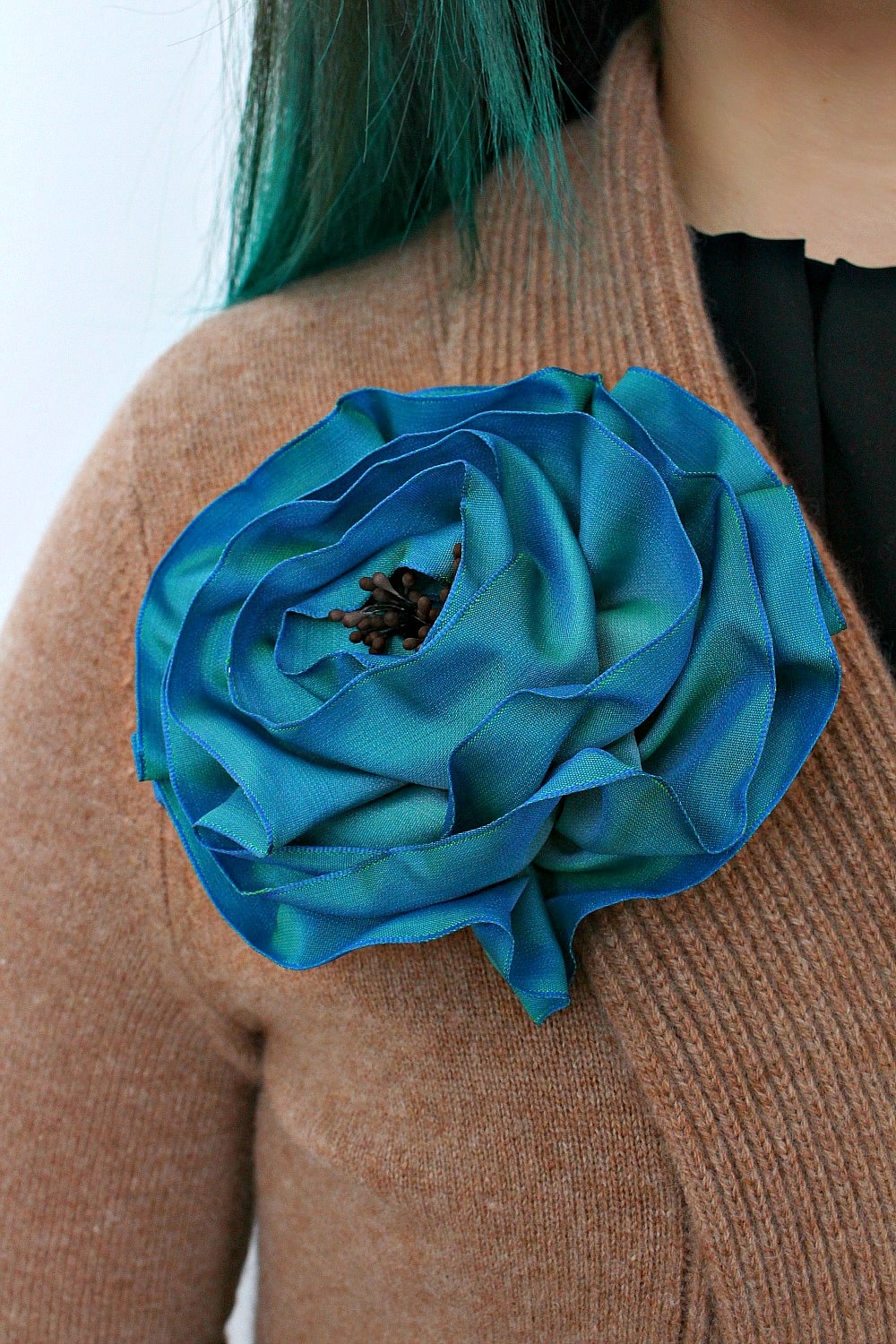 DIY RIBBON ROSE
