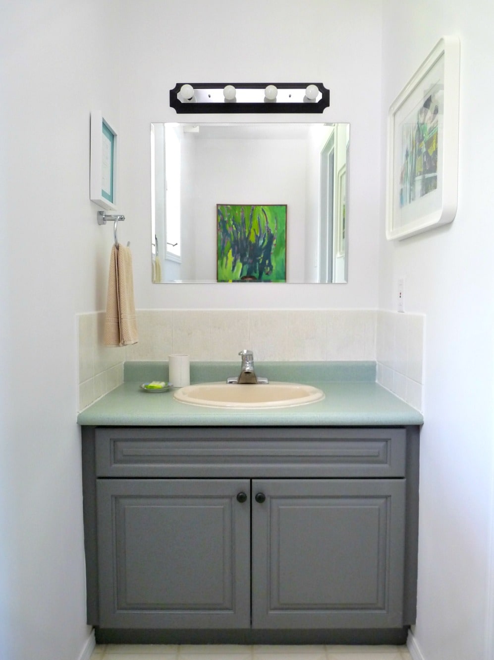 Half Bathroom Makeover