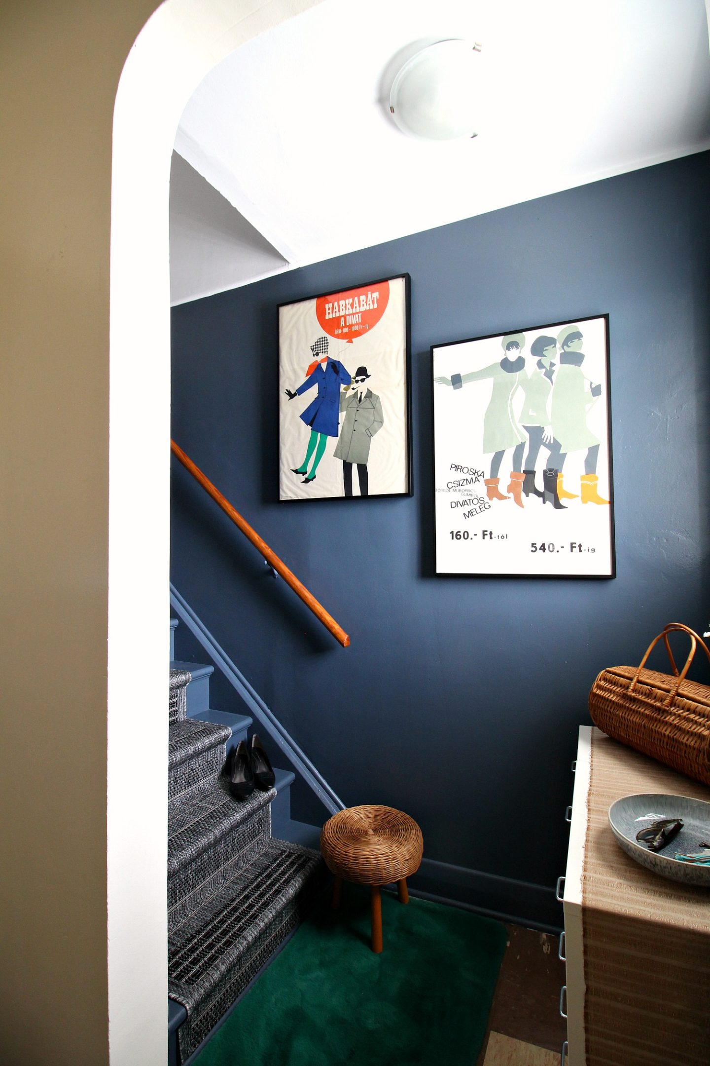Budget-Friendly DIY Stairwell Makeover
