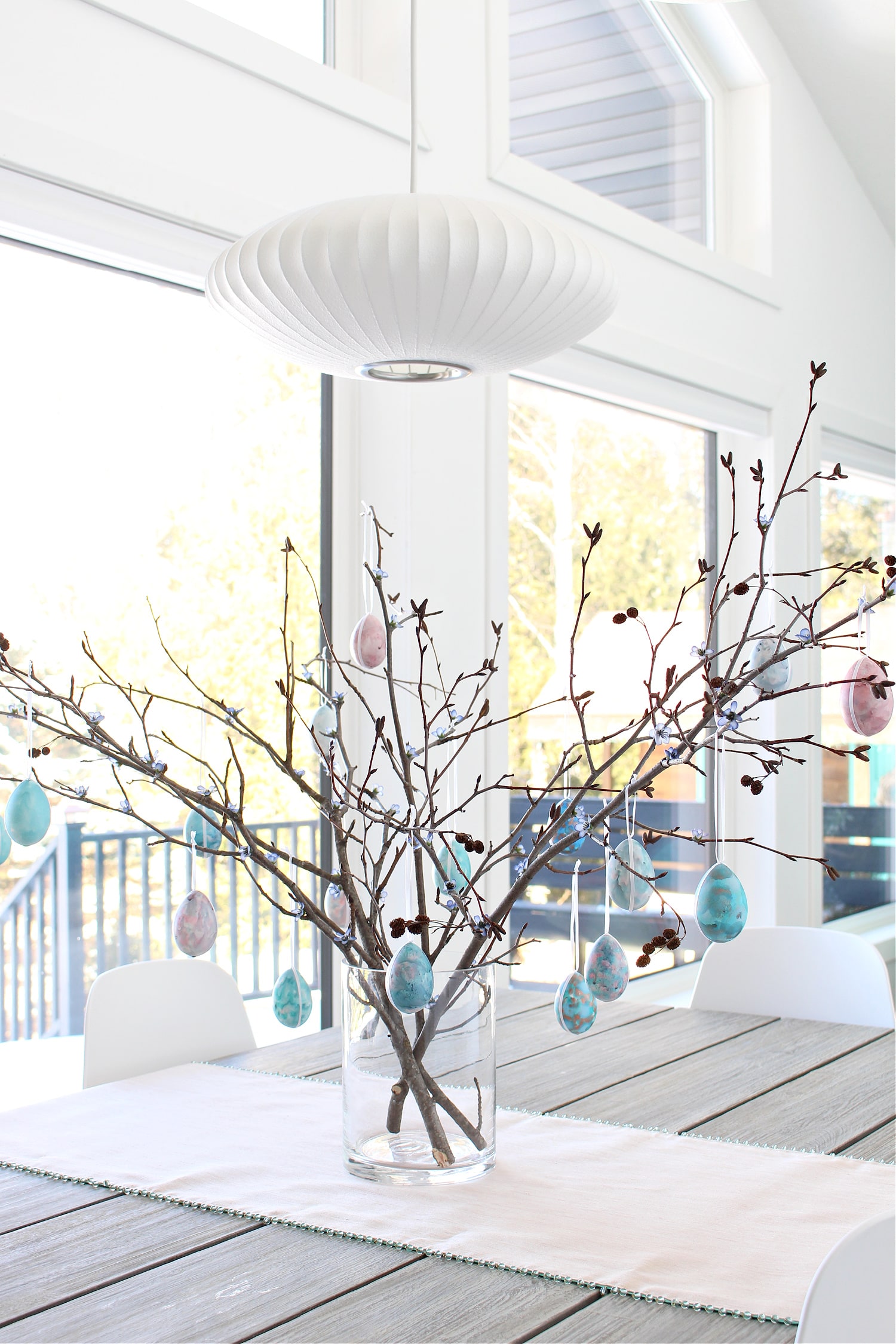 Easy DIY Easter Egg Tree