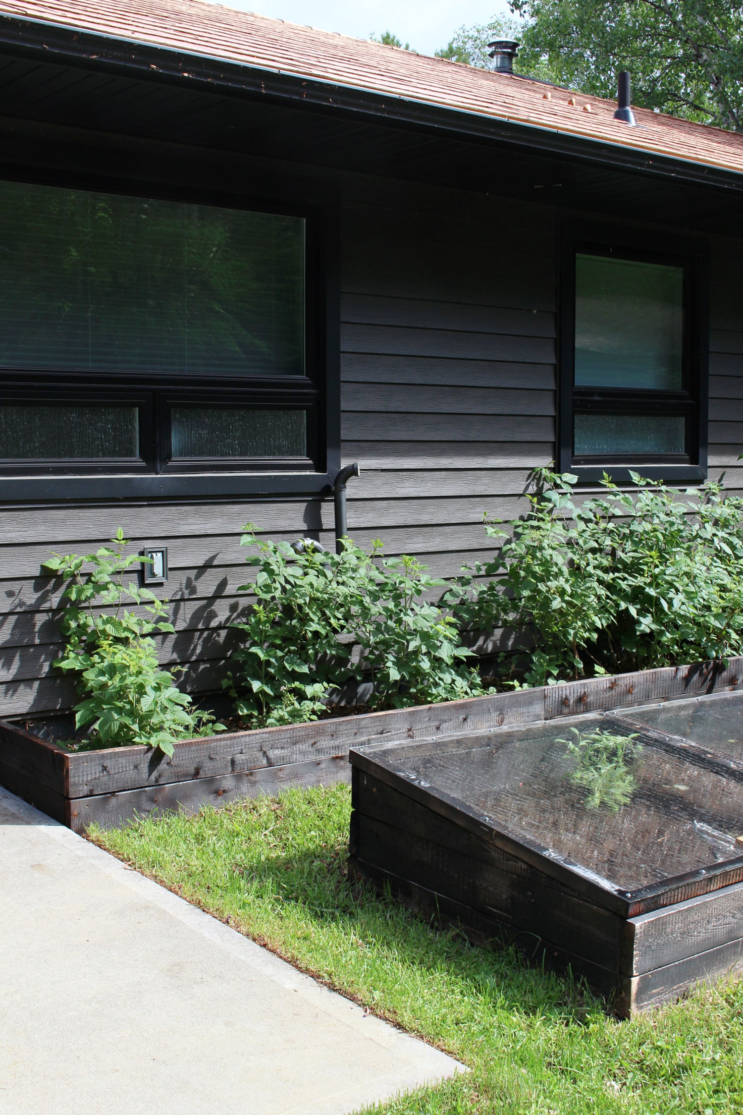 How to Build a Raised Garden Bed
