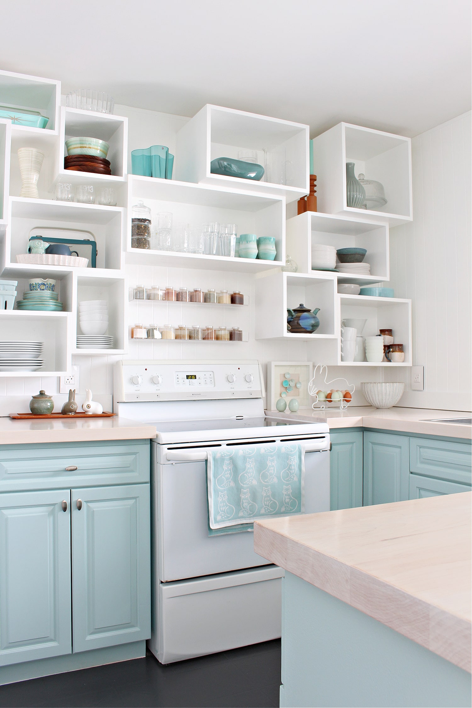 Simple Spring Kitchen Decor Ideas