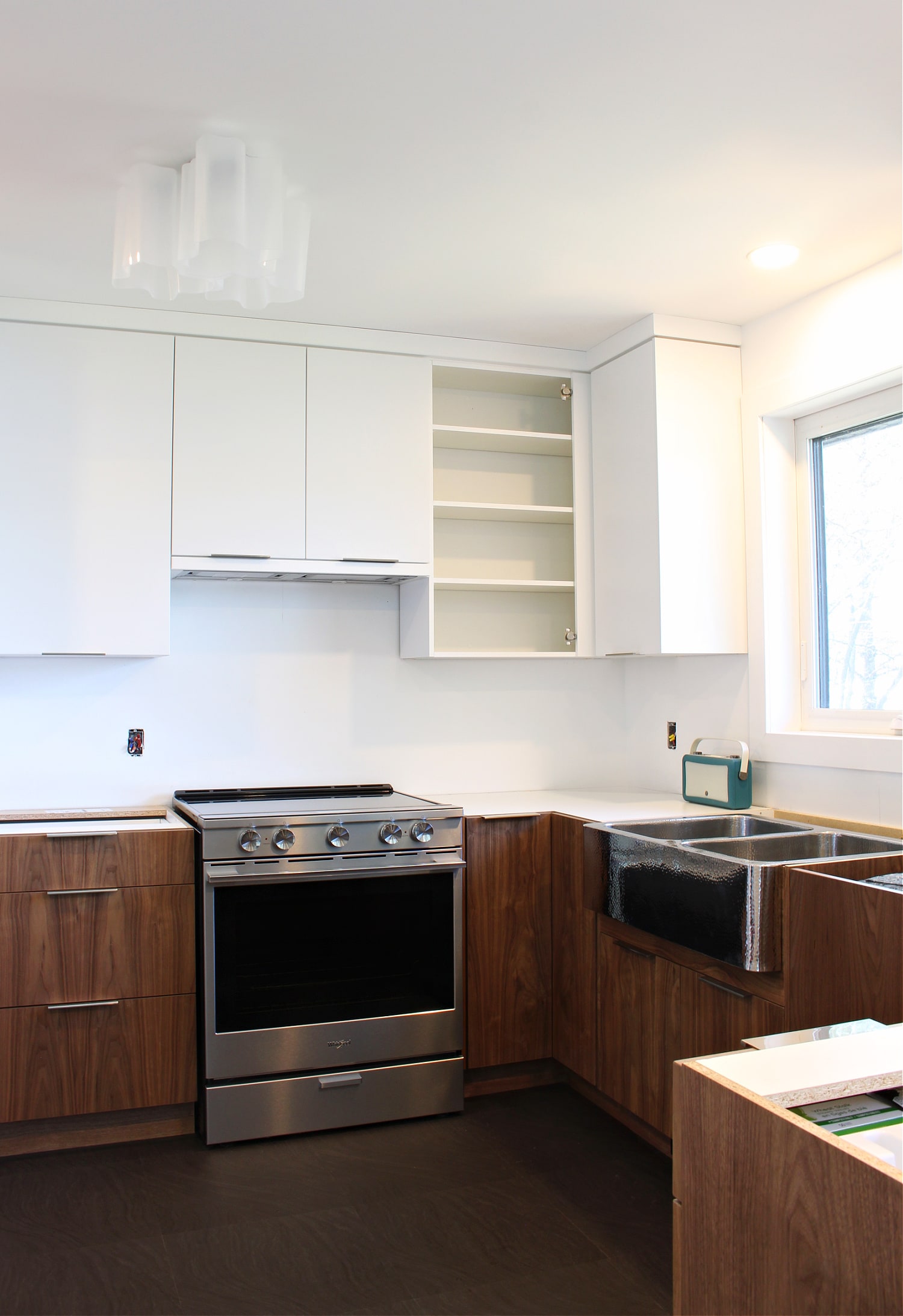 Kitchen Reno Lighting & Counter Update – Week 8